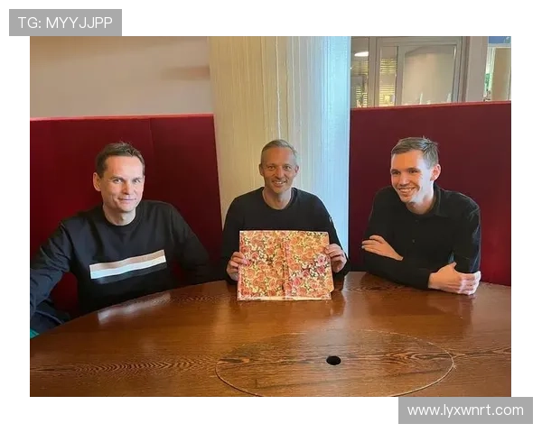 克鲁伊夫防守观念对现代足球战术体系的影响与演变