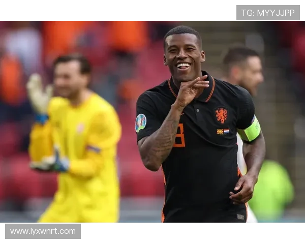 巴黎高位压迫强度提升,反击被打穿问题显现,近期防守稳定性面临考验 巴黎高位压迫强度提升,反击被打穿问题显现,近期防守稳定性面临考验